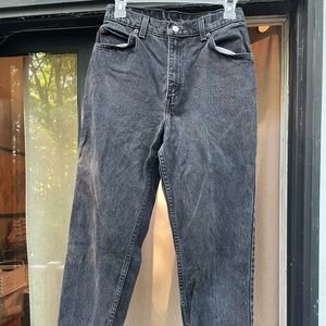 Womens tapered leg Levi jeans